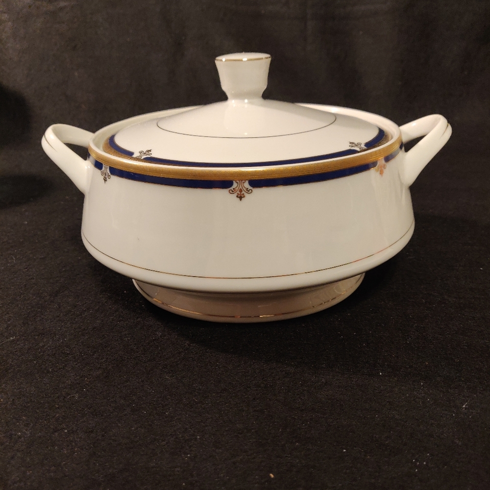 Vtg Golden Pearl Fine China Serving Bowl with Lid